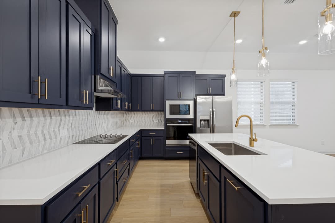 Kitchen island with quartz counter